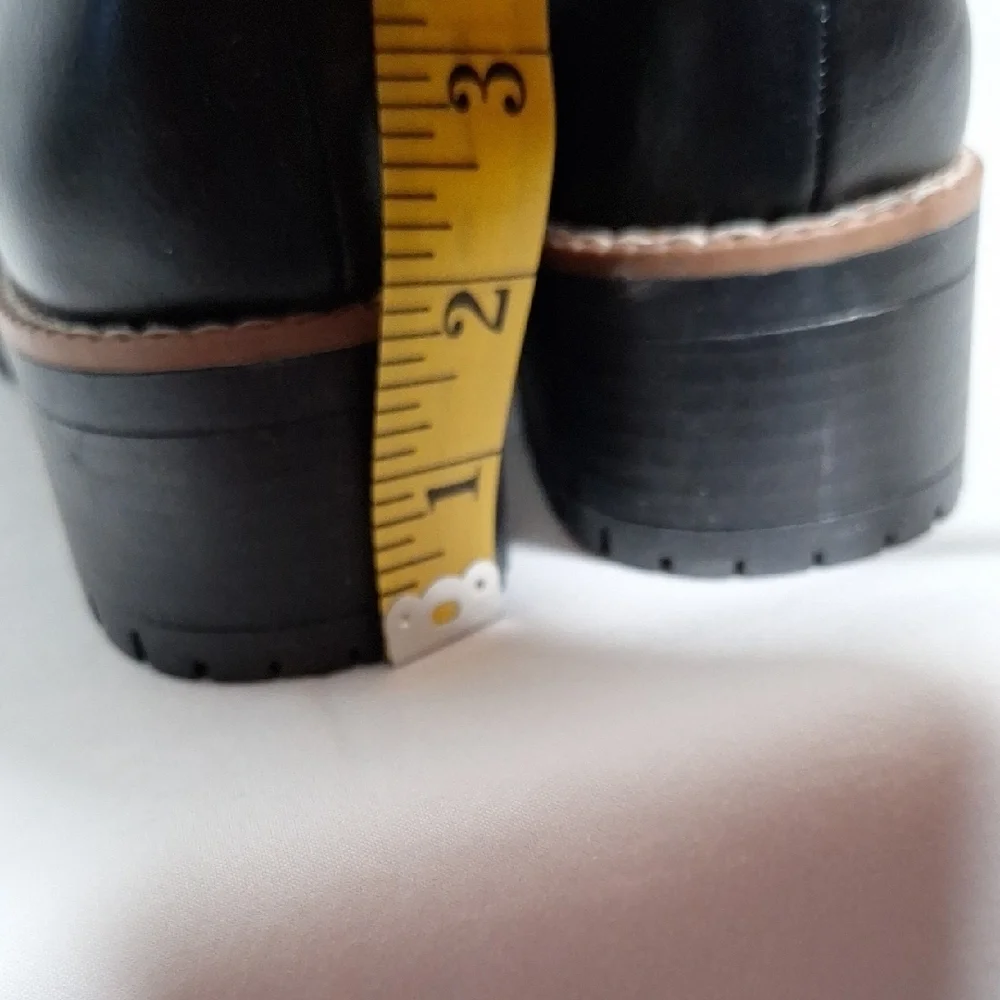 Dream Pairs Black Leather Flats with Classic Penny Design
